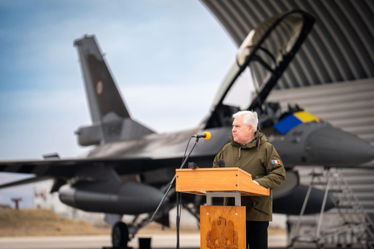 Official ceremony to mark the complete equipping of the 48 Fighter Squadron with F-16 aircraft