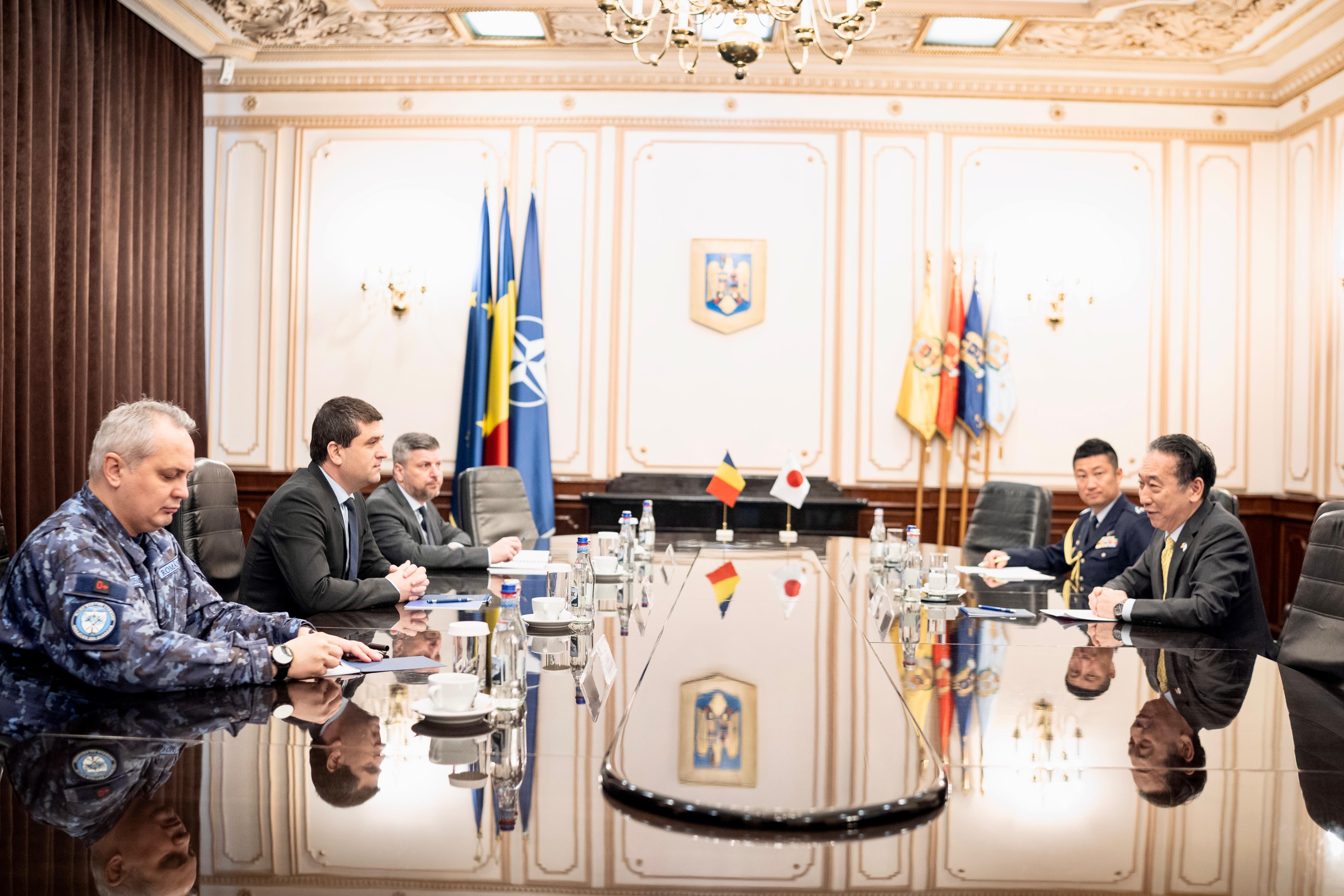 Defence Minister’s meeting with the Ambassador of Japan to Romania