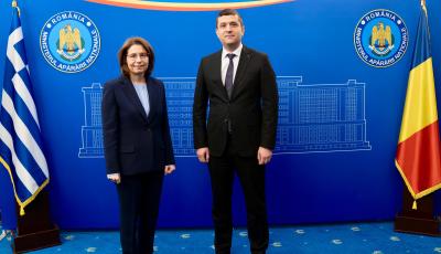 Defence Minister’s meeting with the Ambassador of the Hellenic Republic to Romania