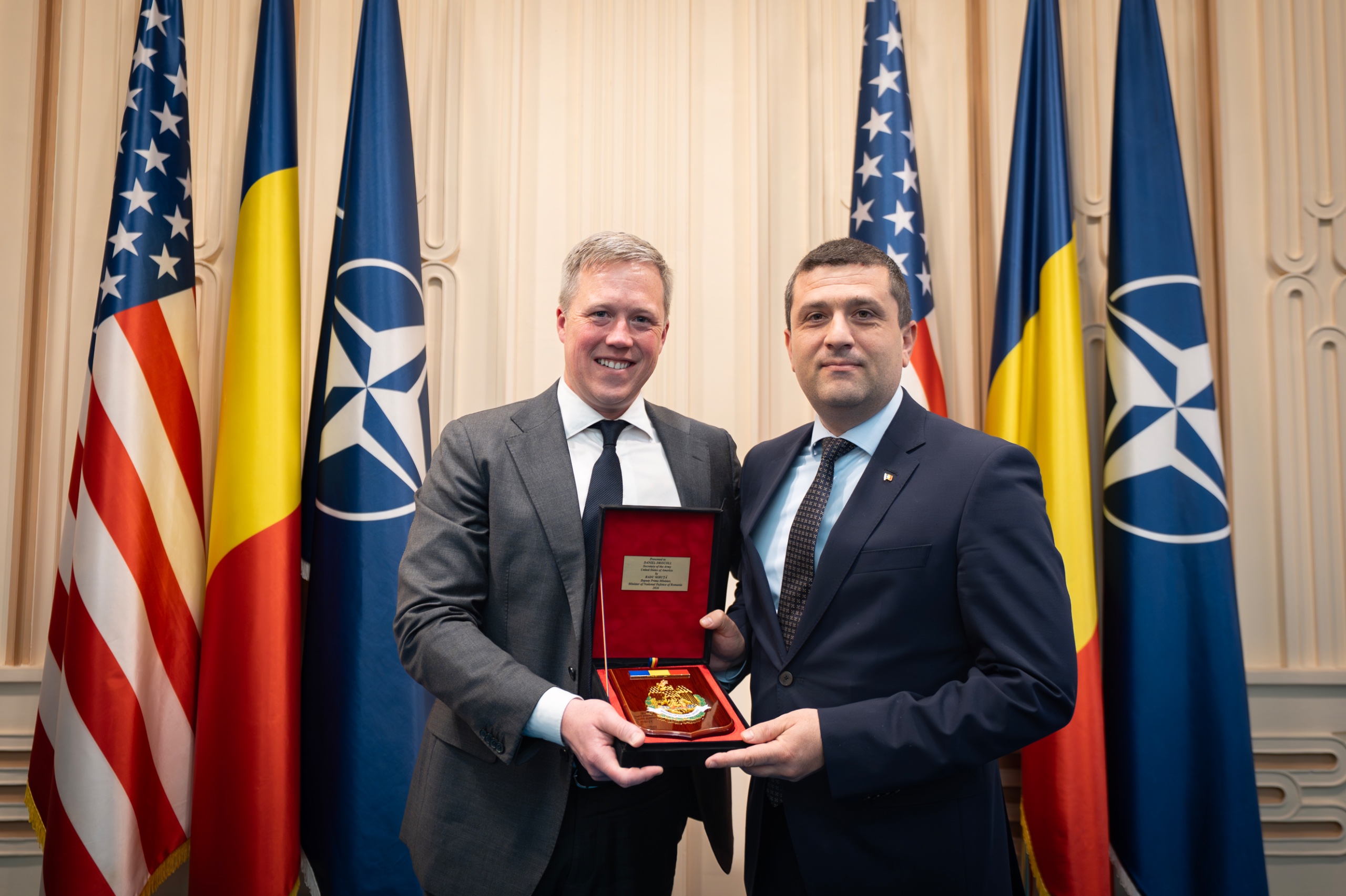 Defence Minister’s meeting with the Secretary of the Unites States Army